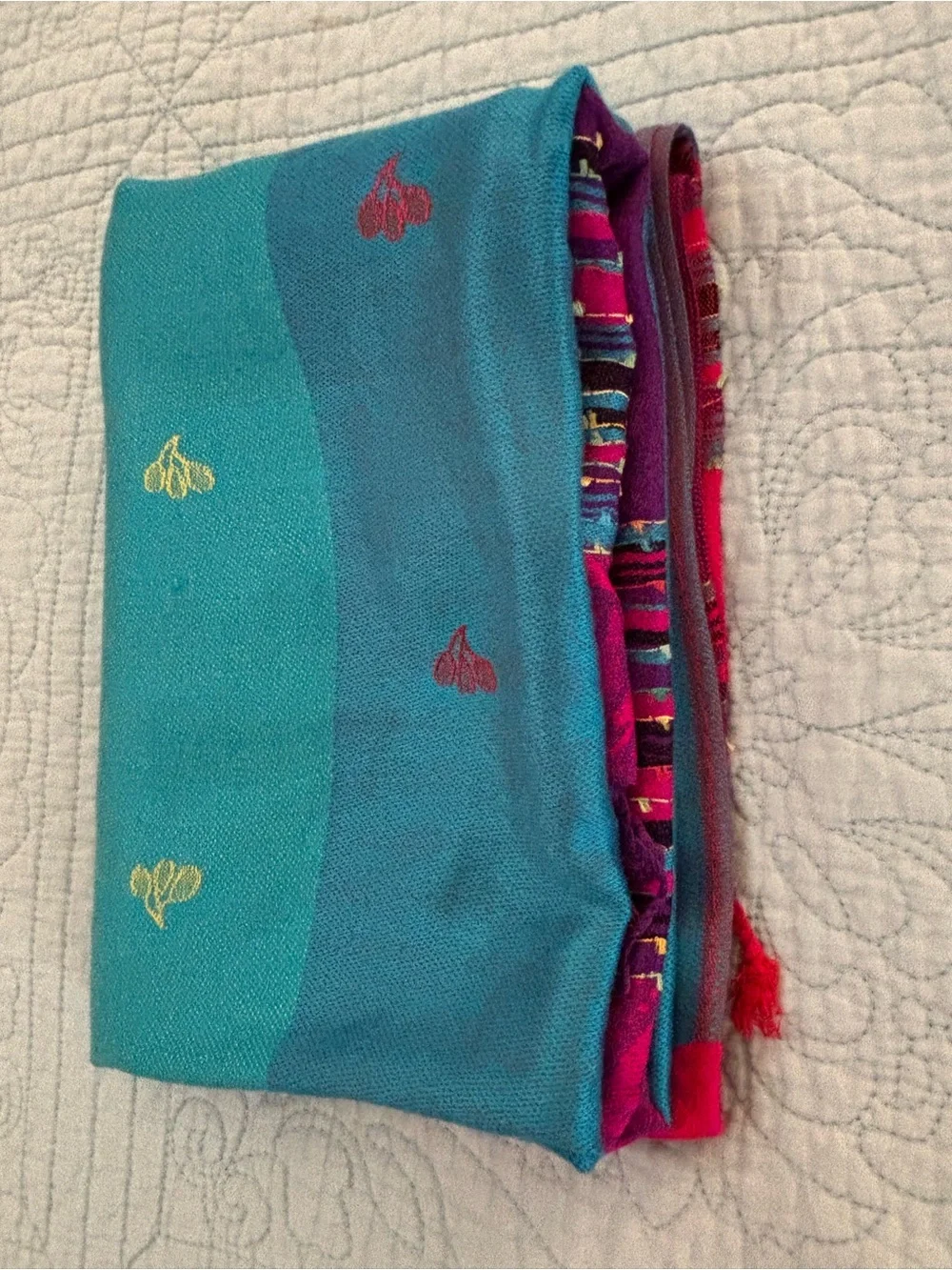 Gorgeous ethnic design pashmina scarf with tassels - large
